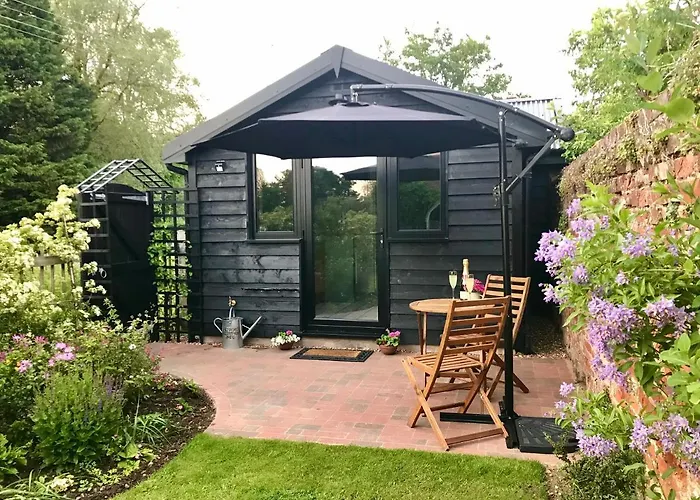 Melford Allotment Shed-Vintage Lodge Suffolk